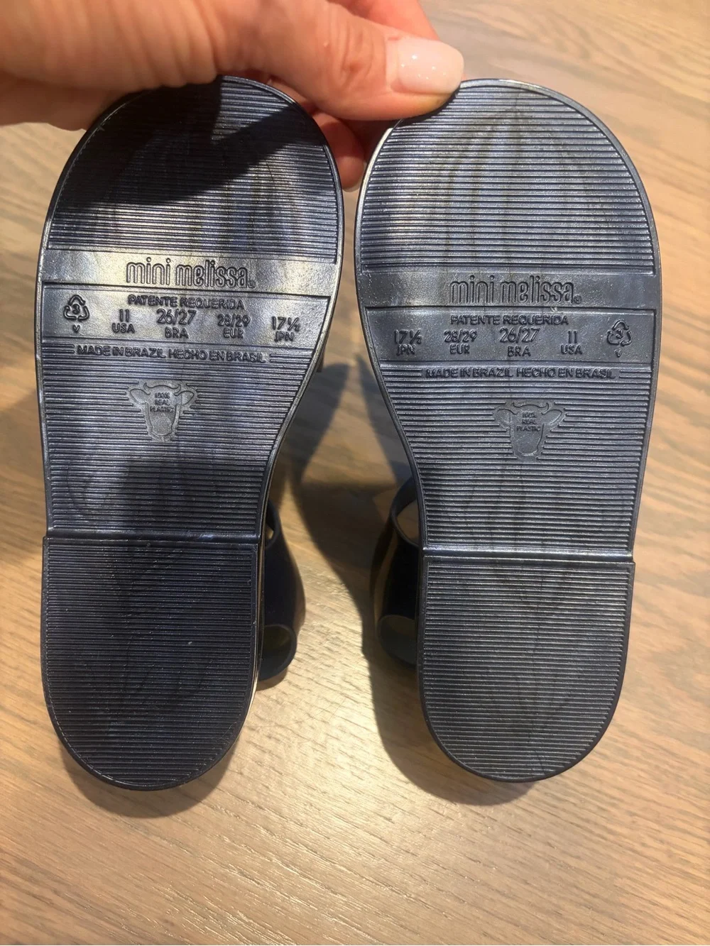 Mini Melissa Navy Star Jelly Sandals with Bow and Silver Star Accent. Never worn